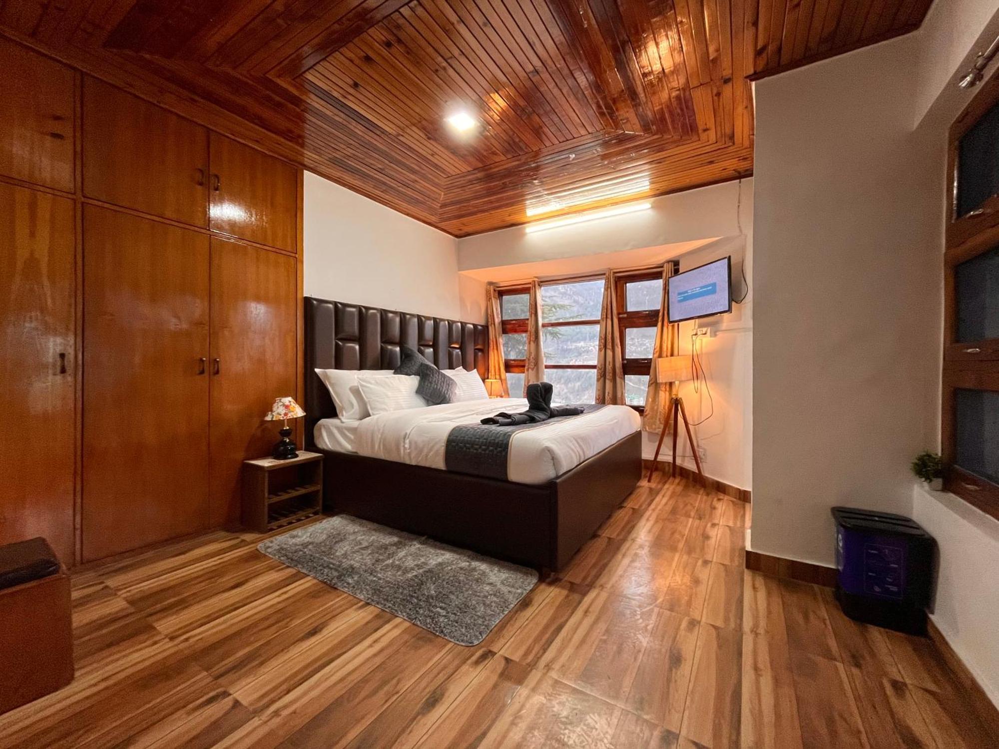 Himalayan Nomad Cottage, Manali ! All 2 Bedroom Independent Cottages ! Personal Lawn Every Cottage ! Parking ! Scenic Mountains View ! Spacious Rooms ! Bagian luar foto