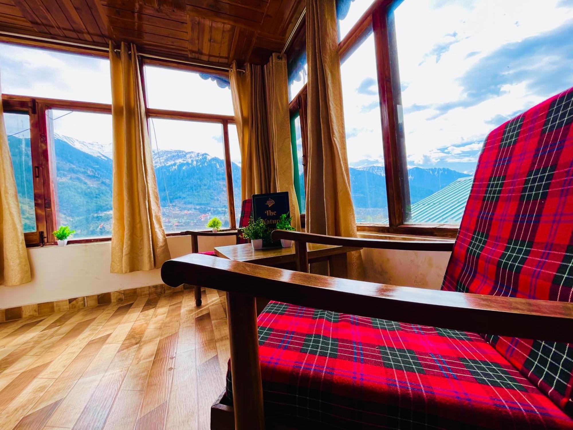 Himalayan Nomad Cottage, Manali ! All 2 Bedroom Independent Cottages ! Personal Lawn Every Cottage ! Parking ! Scenic Mountains View ! Spacious Rooms ! Bagian luar foto