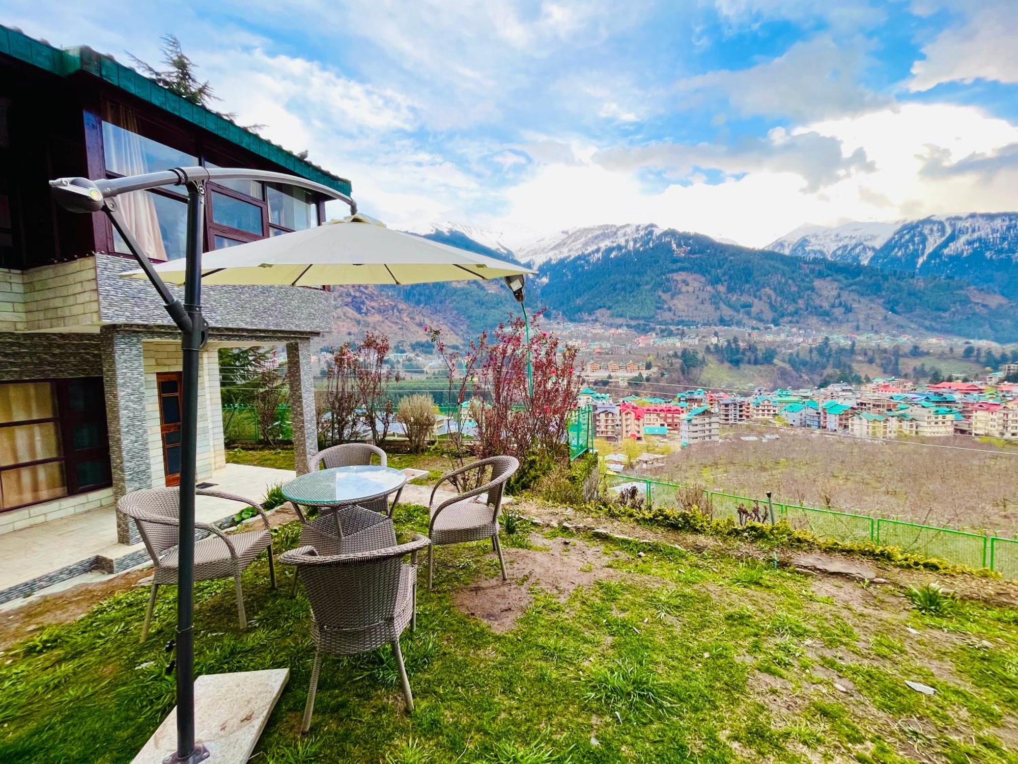 Himalayan Nomad Cottage, Manali ! All 2 Bedroom Independent Cottages ! Personal Lawn Every Cottage ! Parking ! Scenic Mountains View ! Spacious Rooms ! Bagian luar foto