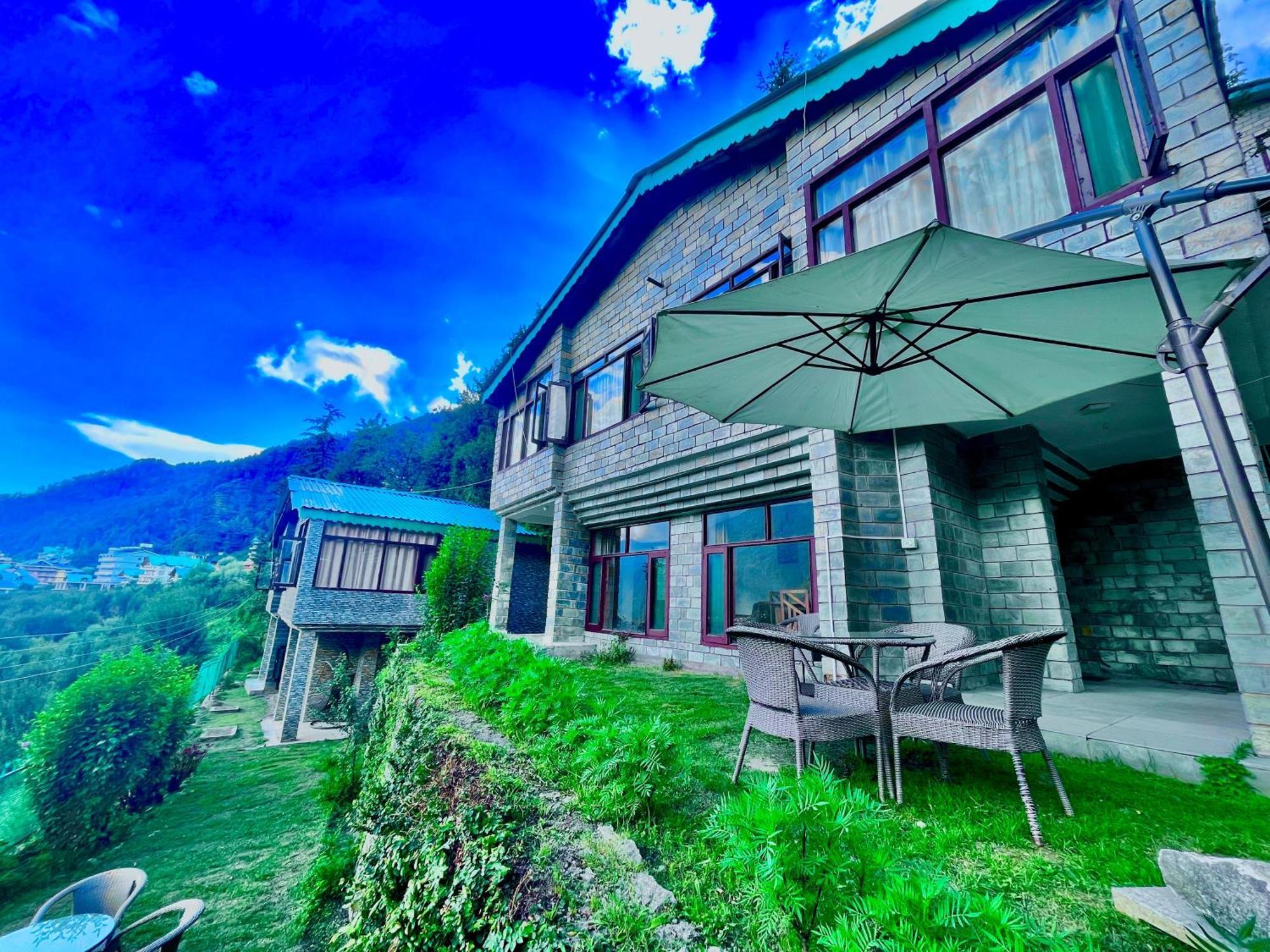 Himalayan Nomad Cottage, Manali ! All 2 Bedroom Independent Cottages ! Personal Lawn Every Cottage ! Parking ! Scenic Mountains View ! Spacious Rooms ! Bagian luar foto