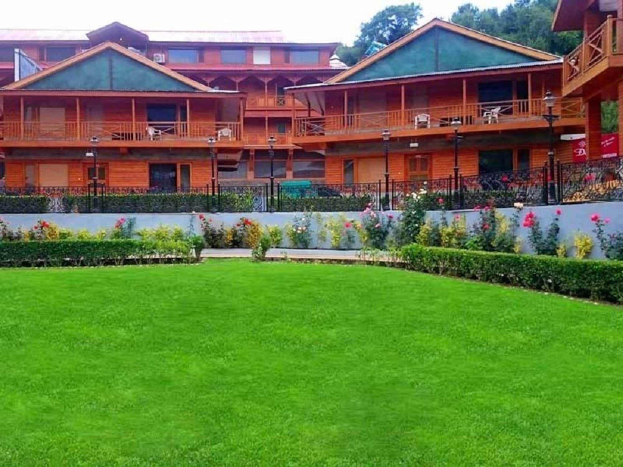 Himalayan Nomad Cottage, Manali ! All 2 Bedroom Independent Cottages ! Personal Lawn Every Cottage ! Parking ! Scenic Mountains View ! Spacious Rooms ! Bagian luar foto